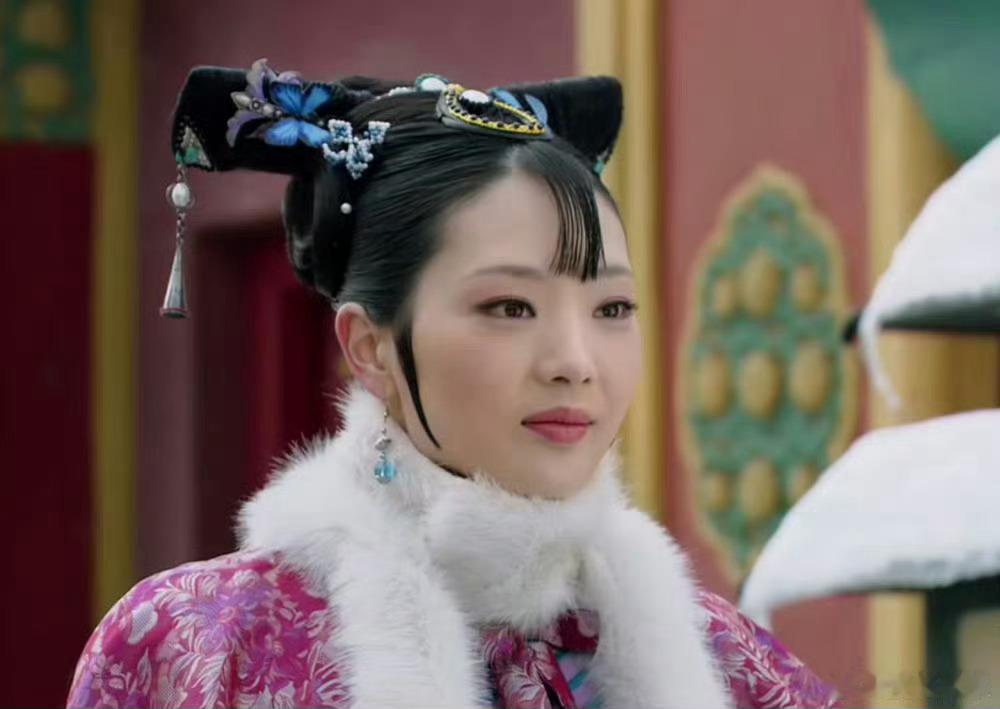 余莺儿扮演者直播称自己曾肇事逃逸 我的天。无证驾驶，肇事逃逸，buff叠满了。直