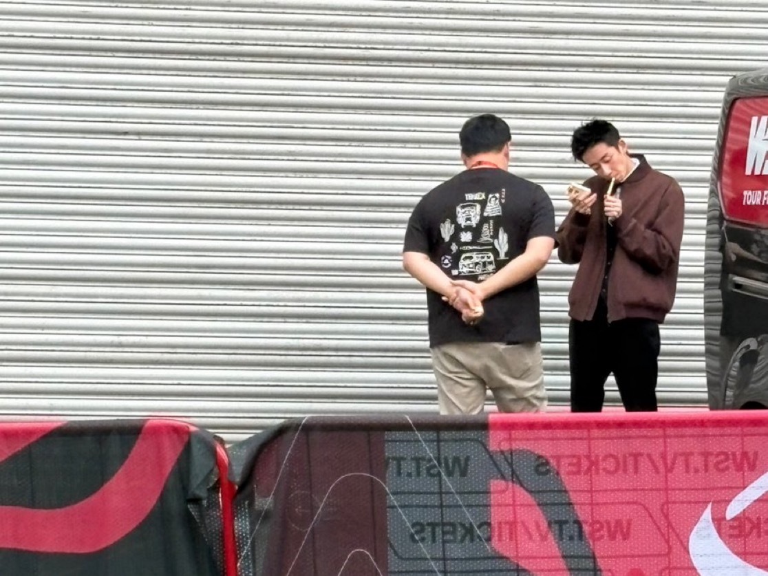 外网球迷分享说🗣️：“我们正面临一个属于中国的统治性世纪——不仅是在斯诺克领域