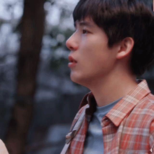 #王安宇上世纪厂花即视感# 王安宇一出场，氛围感直接拉满，好有80年代的感觉呀，