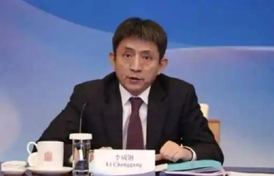 [微风]中美马来西亚第五轮谈判结束了，李成刚对记者说:美方的立场是强硬的，中方维