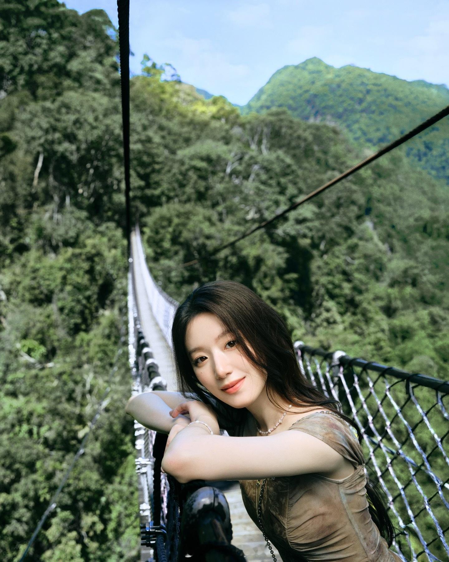 叶舒华ins更新很漂亮 