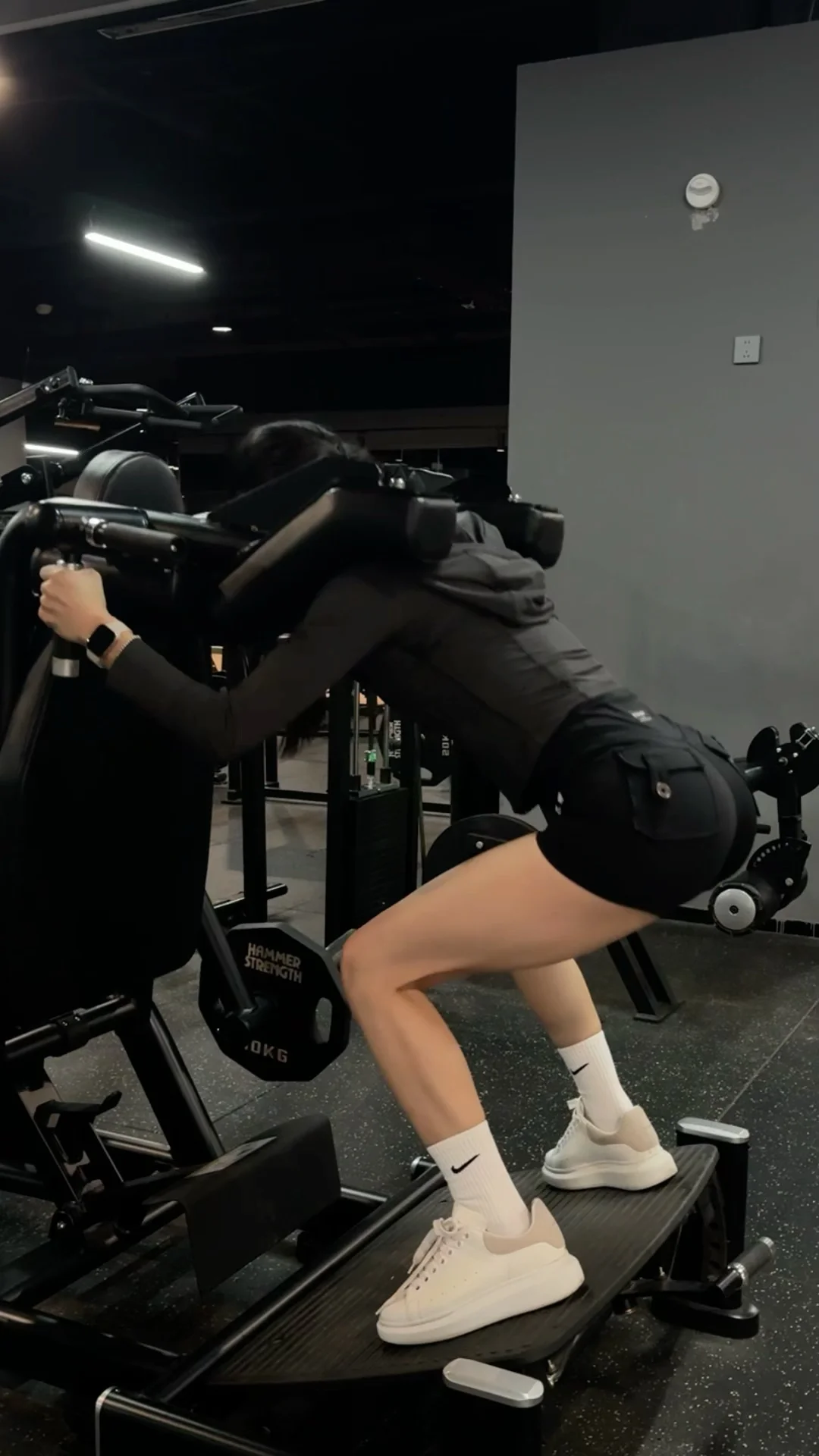 女生的深蹲应该怎么避免腿粗～