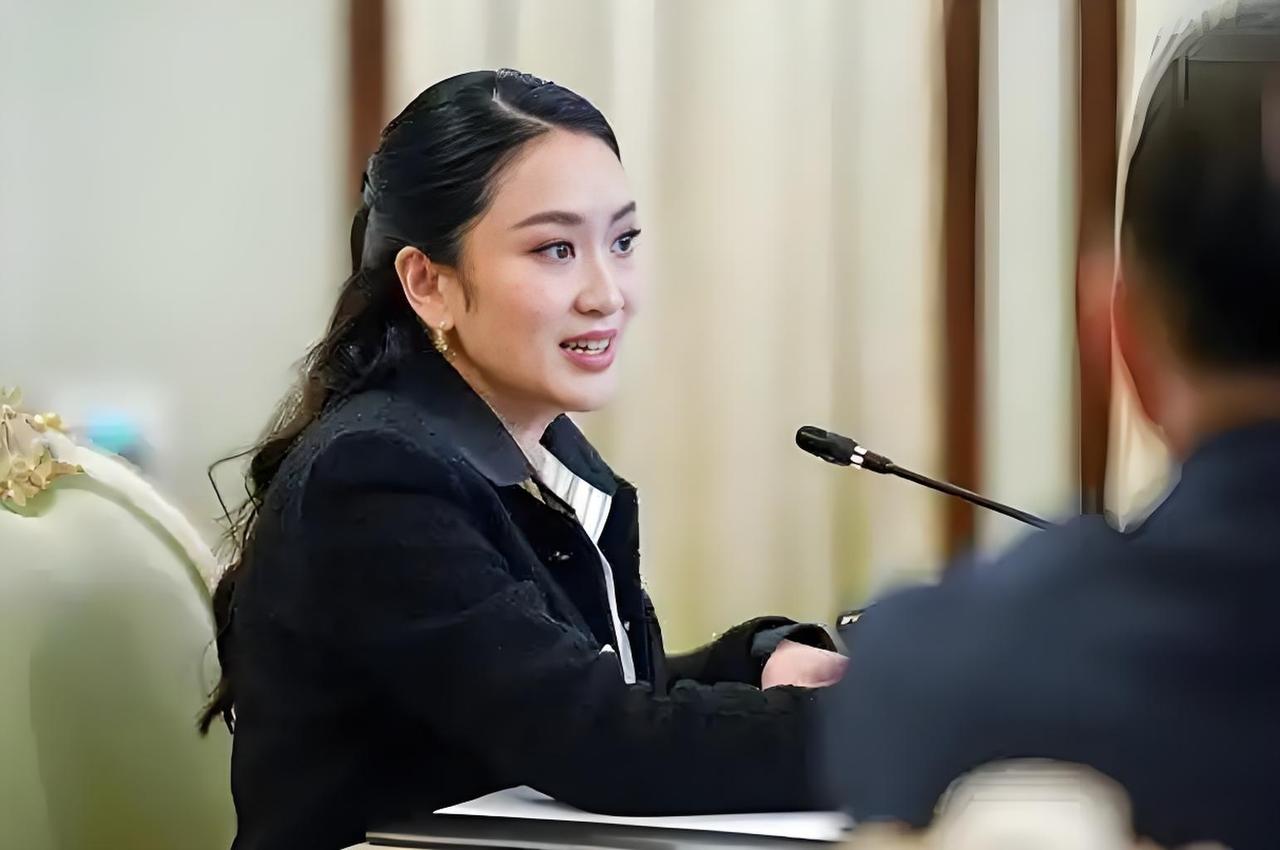佩通坦能来参加九三阅兵吗？

第一、佩通坦是咱们网友非常喜欢的人，由于电话录音事