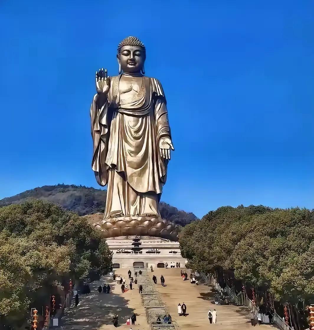 十位佛祖分别是：
一、释迦牟尼佛（佛教创始人）
二、阿弥陀佛（西方教主）
三、药