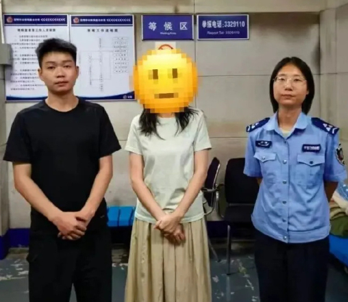 黎某某网上公然侮辱张桂梅校长被行拘近日云南昆明公安机关依法查处一起网络平台发布违