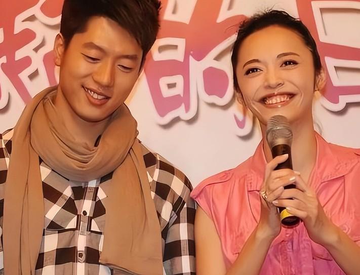 说实话，姚晨在电视剧当中演霸道总裁，那些是可以的，有气质。
 
但是在现实生活中