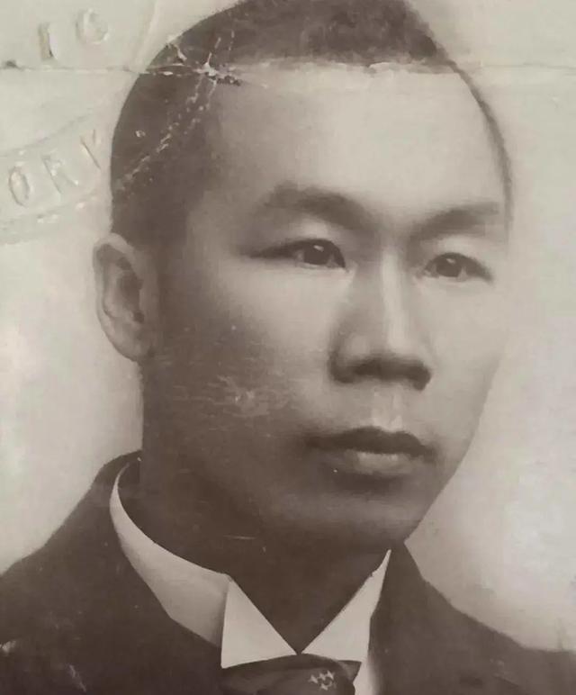 捐完巨款后他悄悄回国离世，华工丁龙，埋下种子，哺育一代民国大师
 

 
很多人