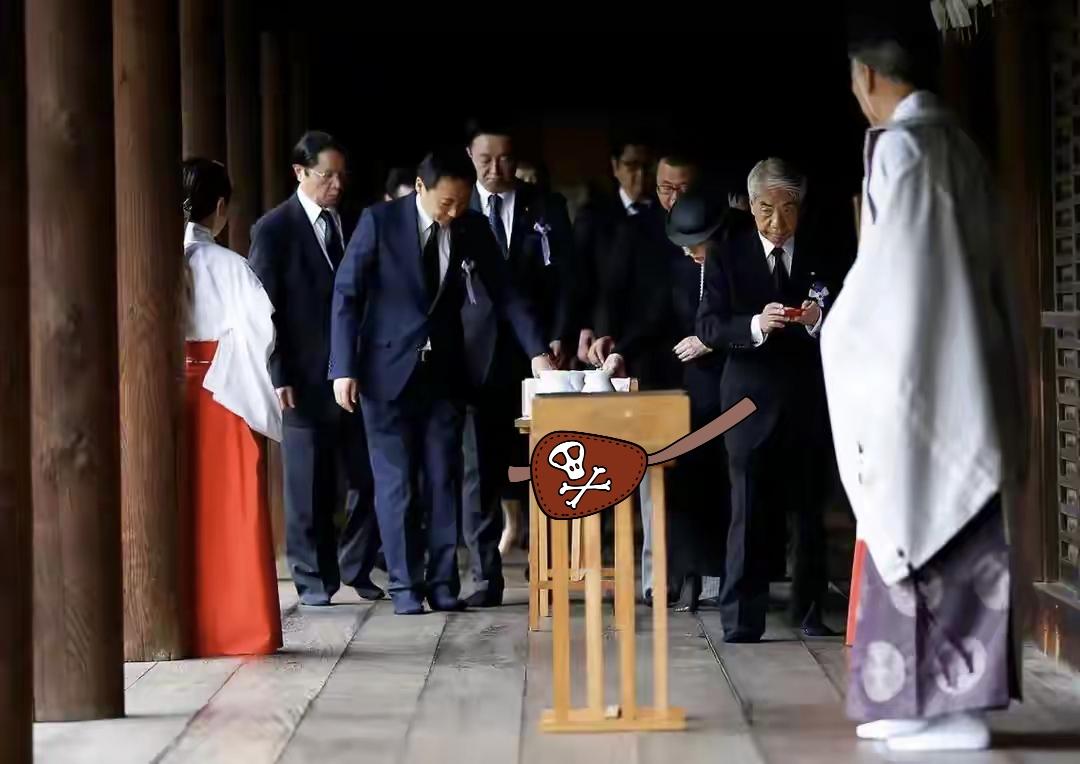快讯快讯！
小趴菜狂妄至极！日本右翼疯狂挑衅中国，真敢与解放军“硬碰硬”？

在