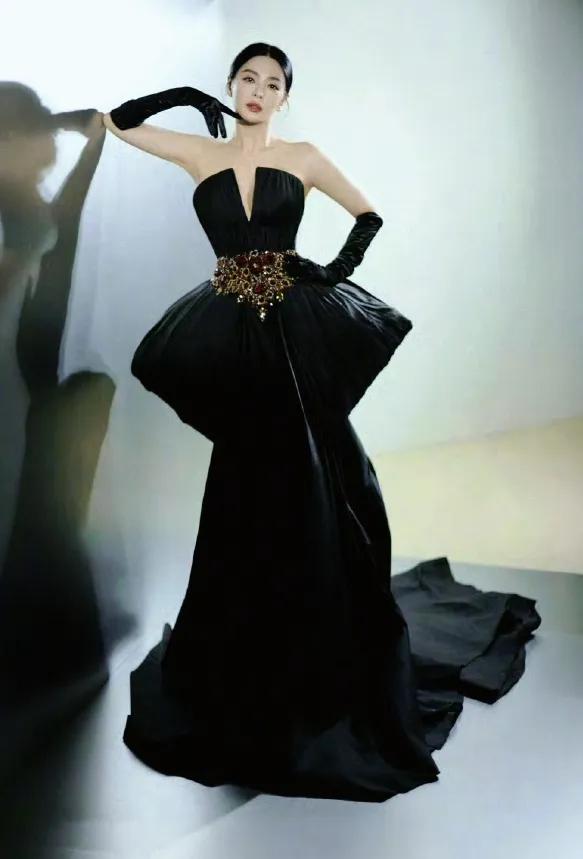 @张雨绮 最新～W年度光影盛典WGALA ​