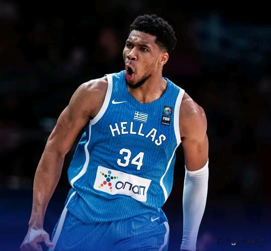 嘿嘿！字母哥成为希腊代表团奥运会旗手#奥运会# #NBA# 

巴黎奥运会开幕在