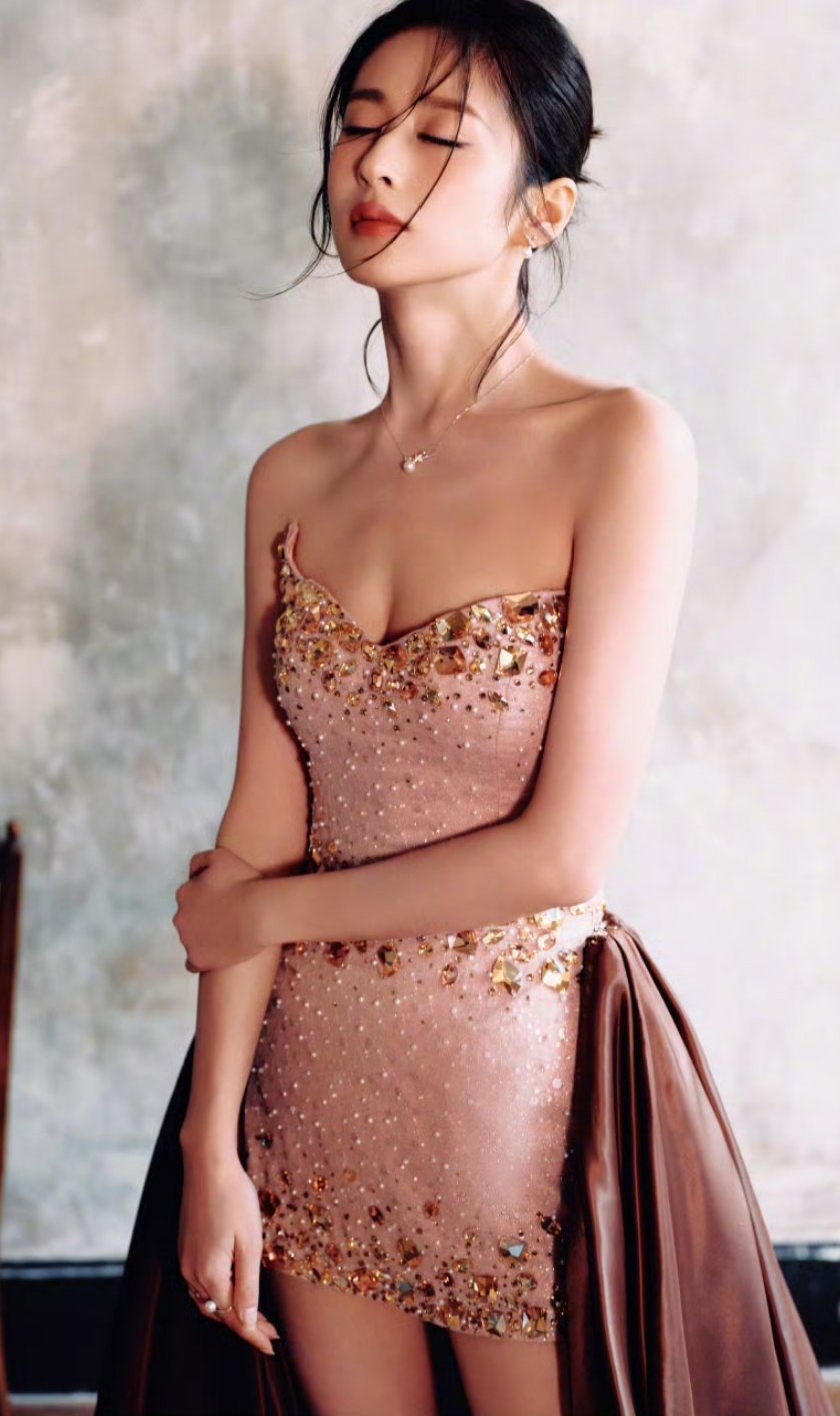 颖儿做眼部热玛吉疼哭了颖儿～～颖儿