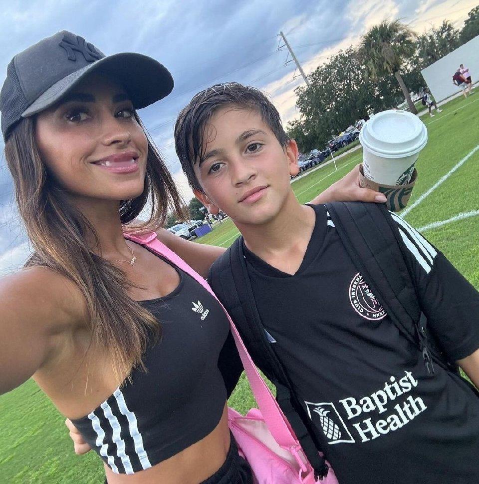 【安妞和蒂亚戈[色][色][色]】📸安妞更新IG：足球妈妈的新赛季开始🤪⚽️