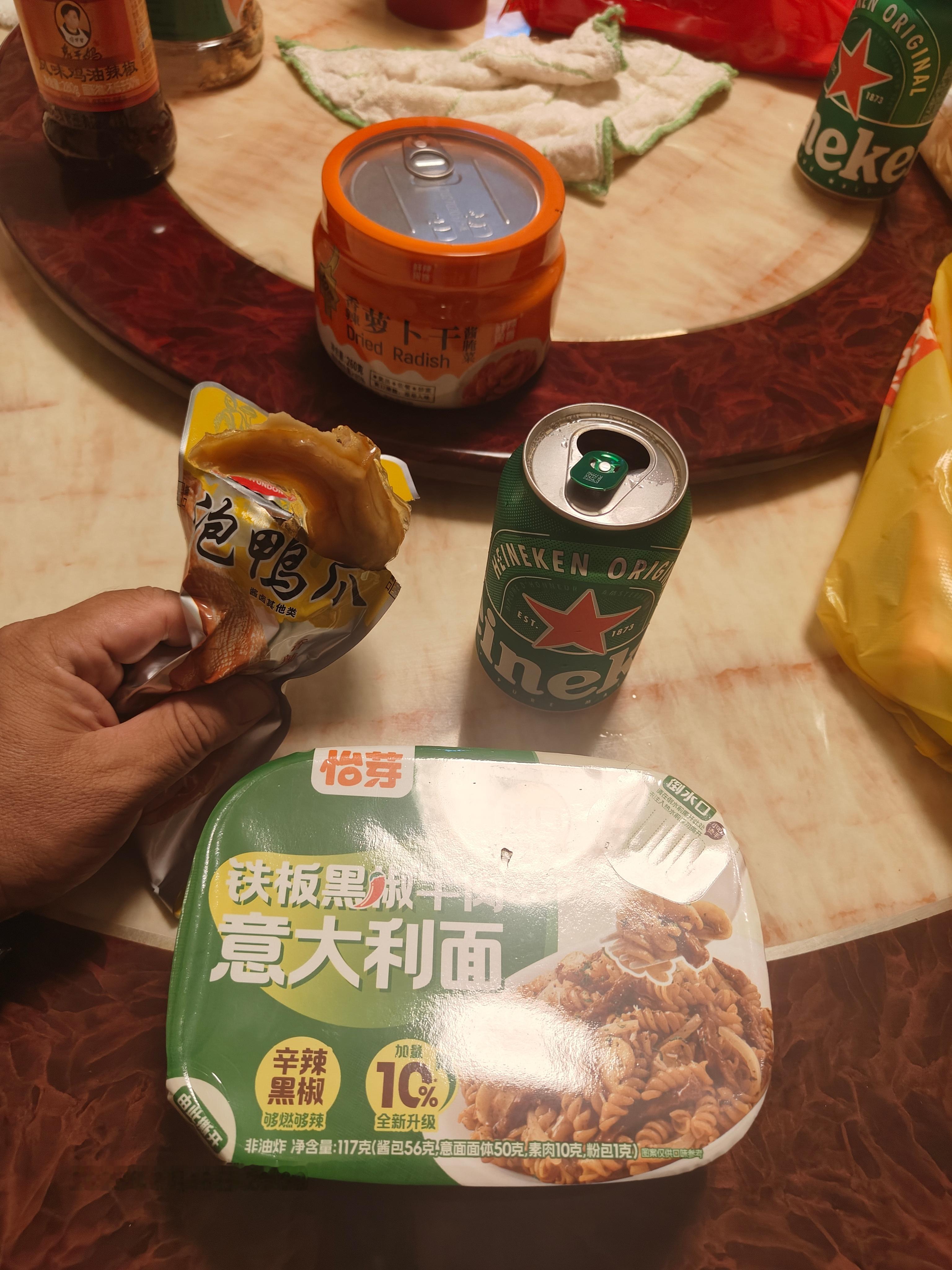 晚上的宵夜就这么解决了！ 