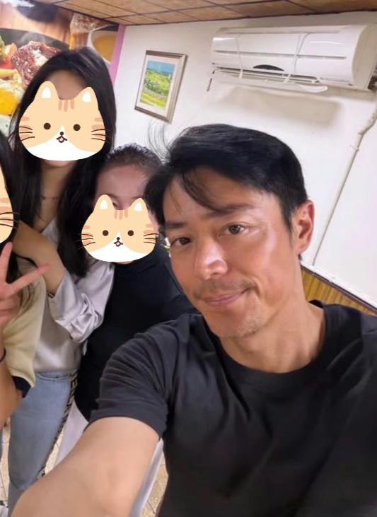 霍建华  来自霍迷的情书 hjh霍建华好心陌生人 晒黑了更很MAN👏👏更期待