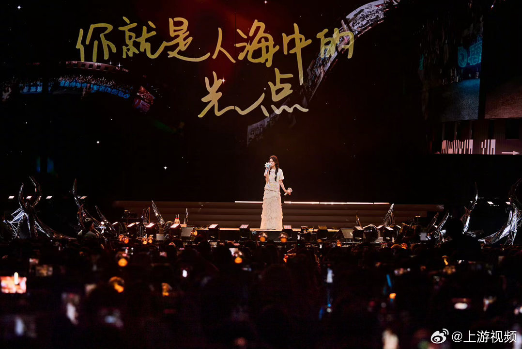 【#白鹿感谢于正为自己托底#】#白鹿说离开其实也是一种继续#7月16日，发长文：