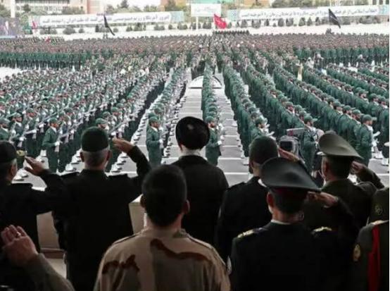 伊朗到底还能熬多少年？伊朗的结局几乎已经确定了！三点，首先，哈梅内伊已经86岁，