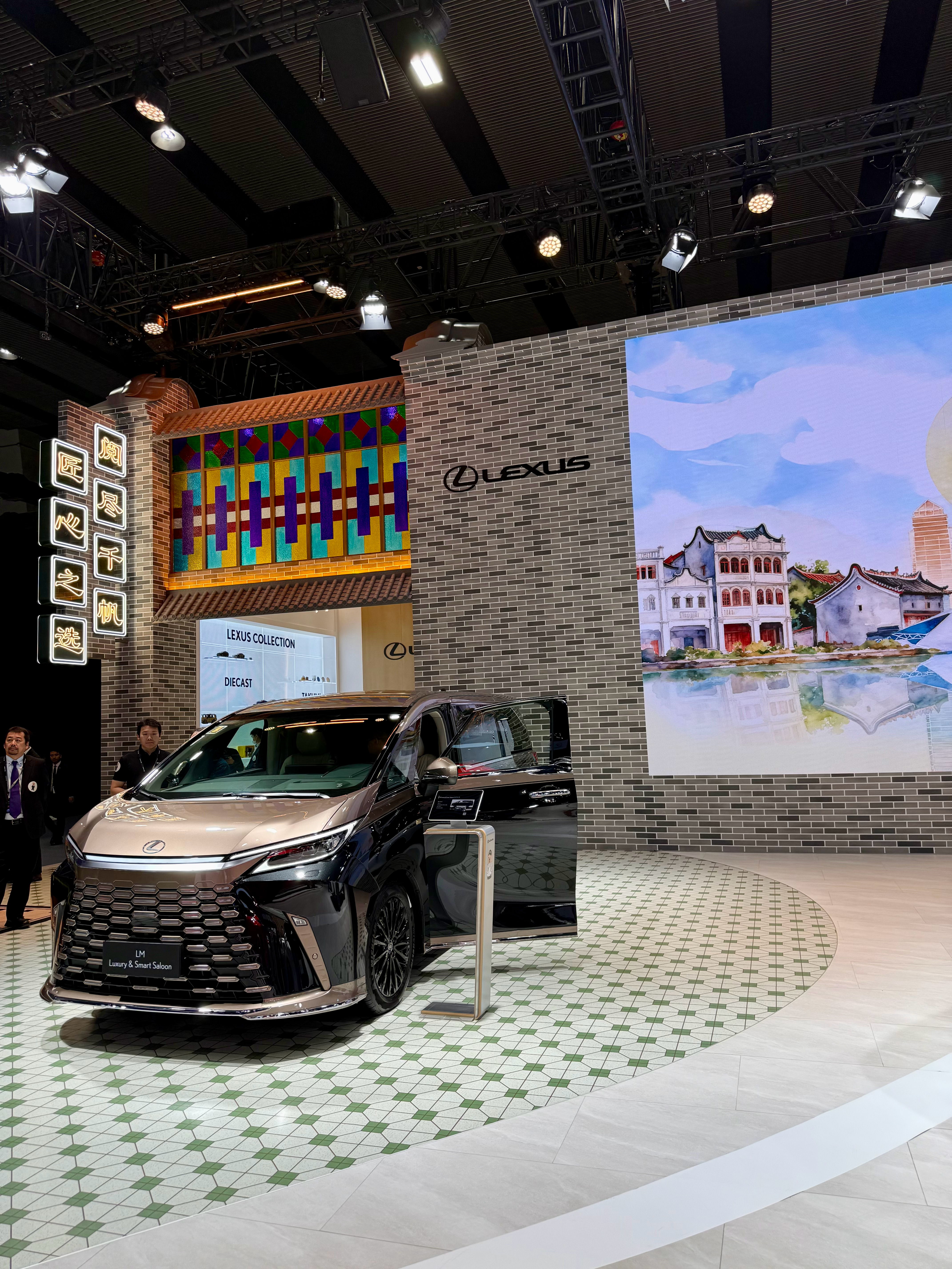 广州车展费脚呀 