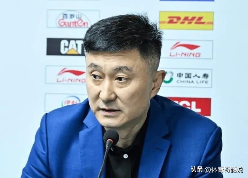 十日观察：广东宏远究竟怎么了？

10天5场比赛，广东宏远赢了两场，输了3场。成