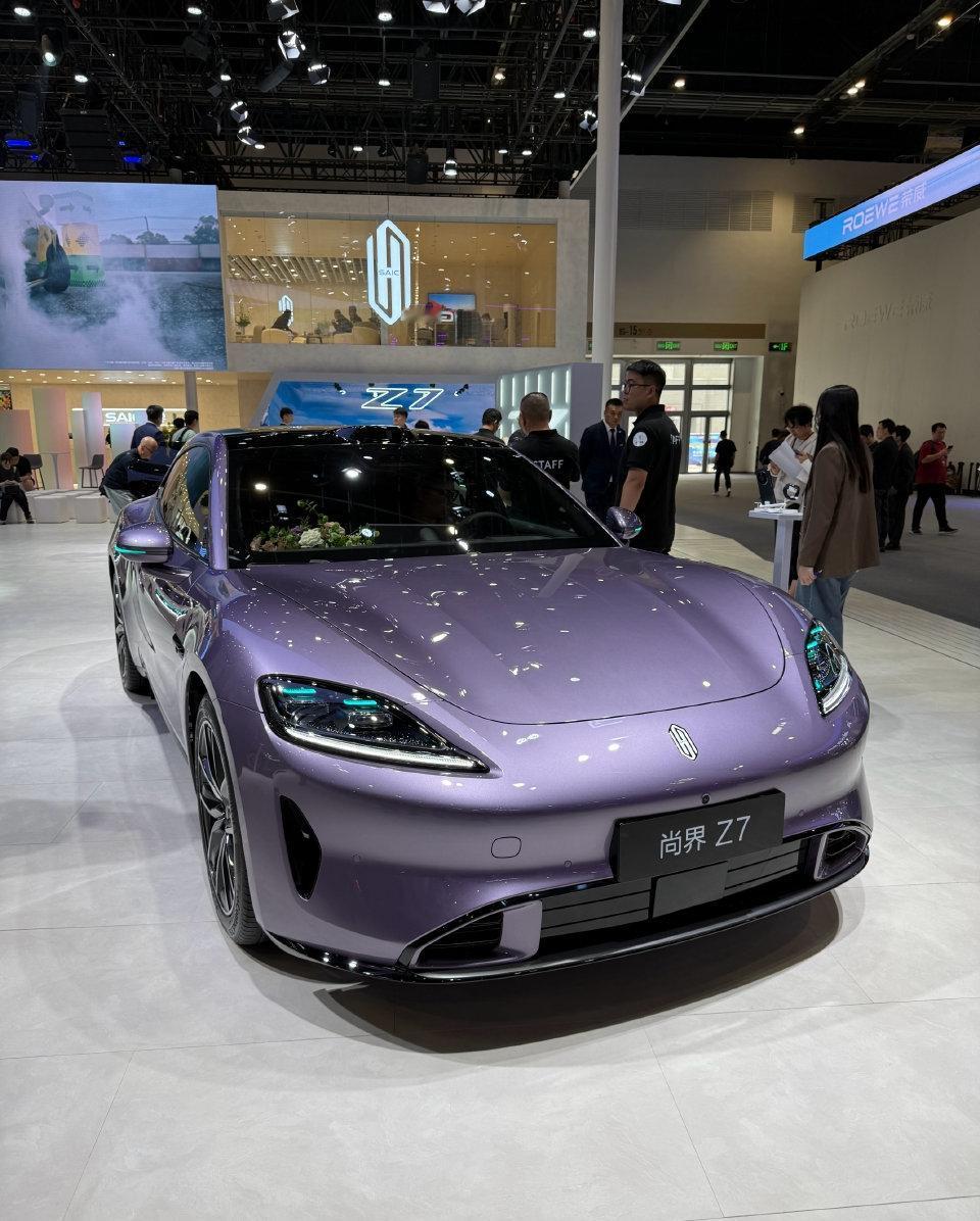 打卡尚界展台
Z7/Z7T颜色真的好丰富。
这么多颜色有你们喜欢的吗？
最喜欢哪