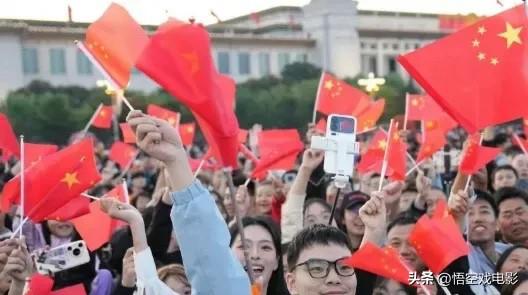 为什么美国打伊拉克不用找证据、俄罗斯进格鲁吉亚不用问联合国，而中国在自家南海种个