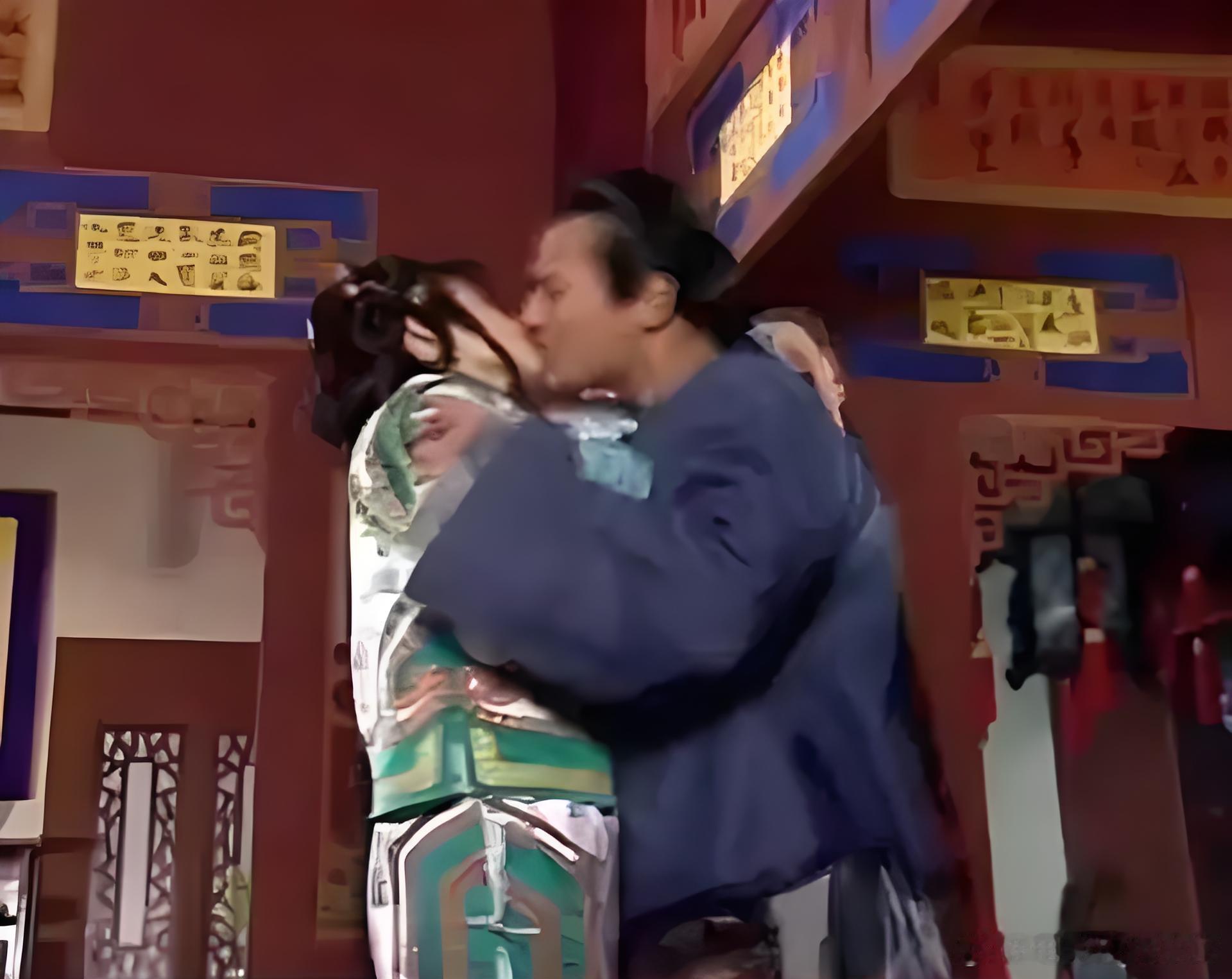 这是琼瑶最三观不正的剧吧！小时候看觉得有点怪怪的，长大才知道哪里怪，三观崩裂[允