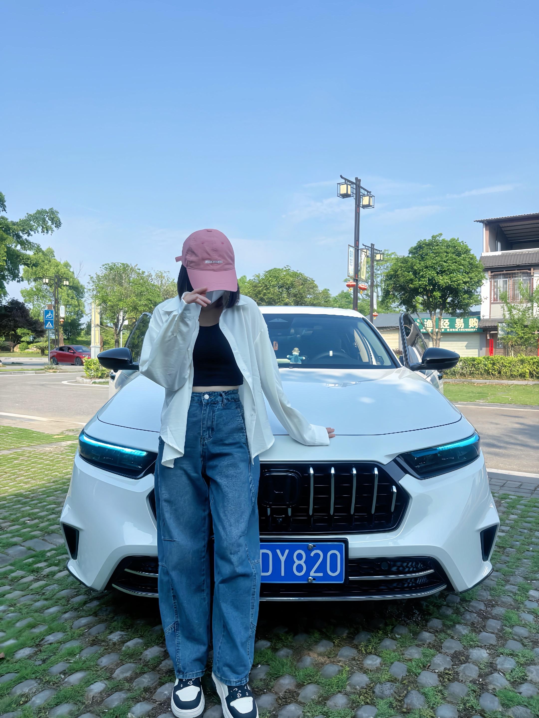 在这人均BBA的时代，普通家庭的女孩子开什么车？