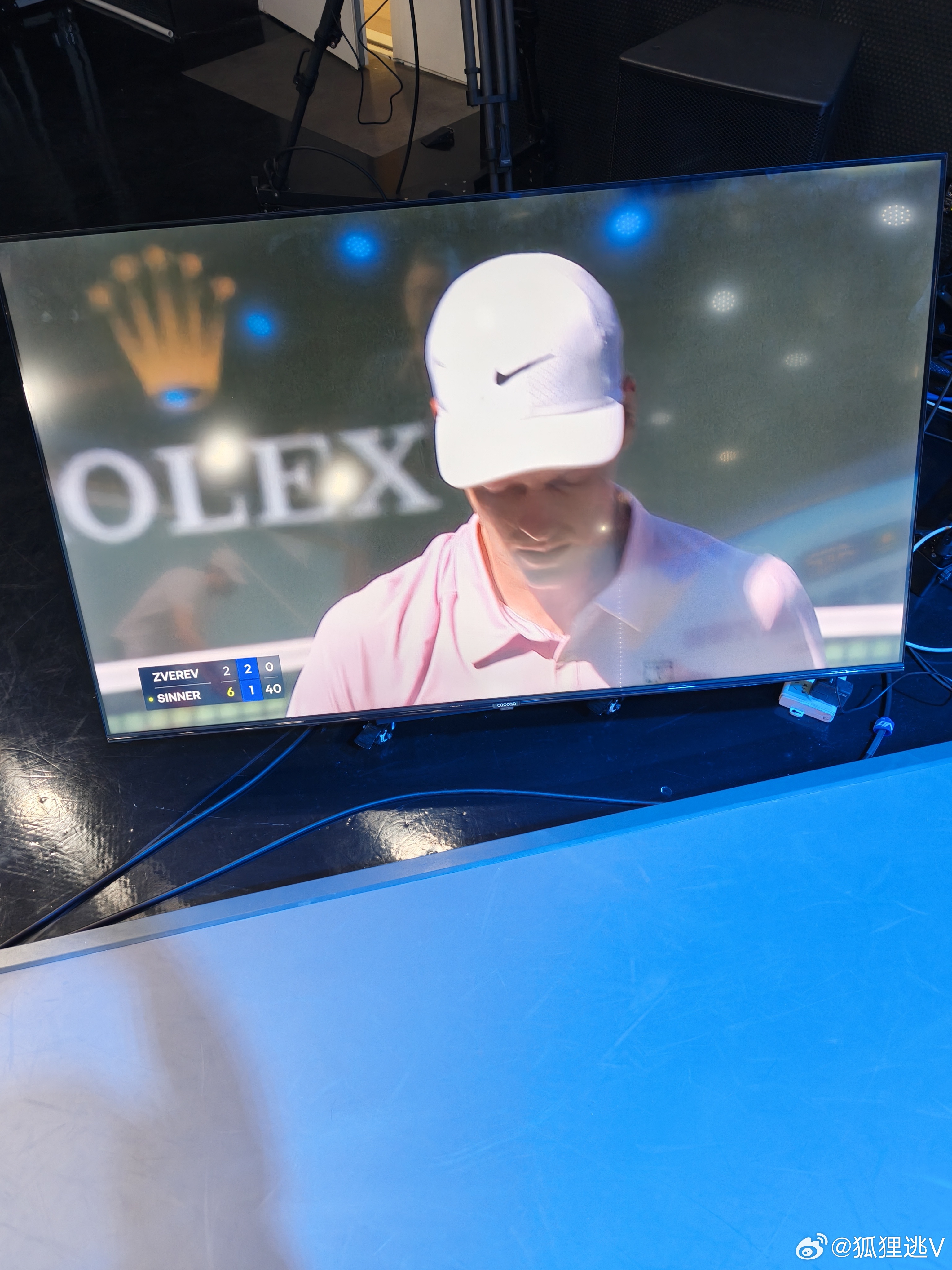 早上好！数据显示，在今年印第安维尔斯1000赛 中，紫薇的站位和击球点比 202