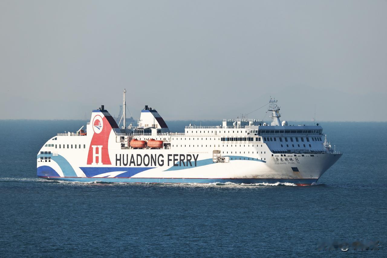 在梦想号邮轮上拍摄船舶和飞机