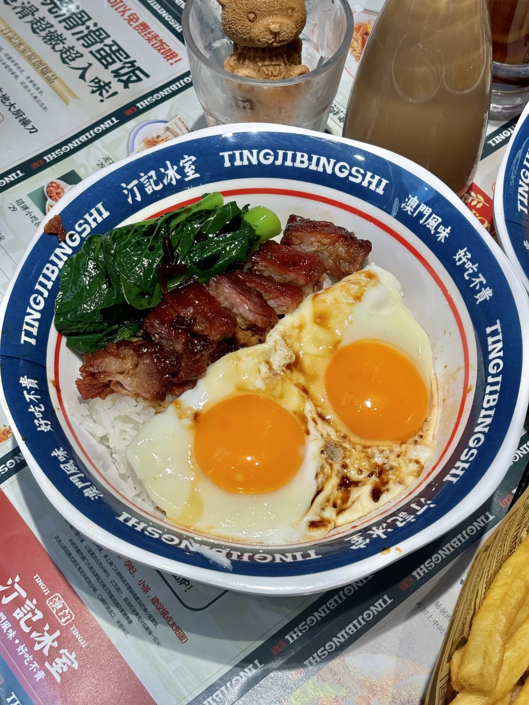 茶餐厅美食，下雨天也阻挡不了我的步伐！