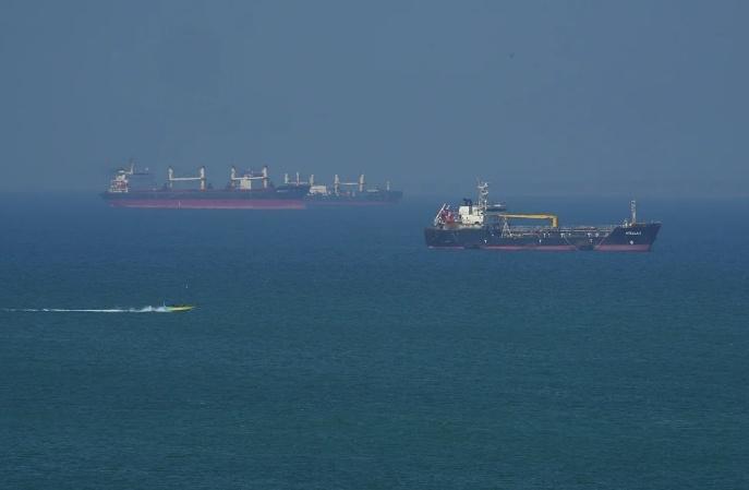 法国戴高乐号航母驶向红海 为在霍尔木兹海峡护航做准备财联社5月6日电，据媒体援引