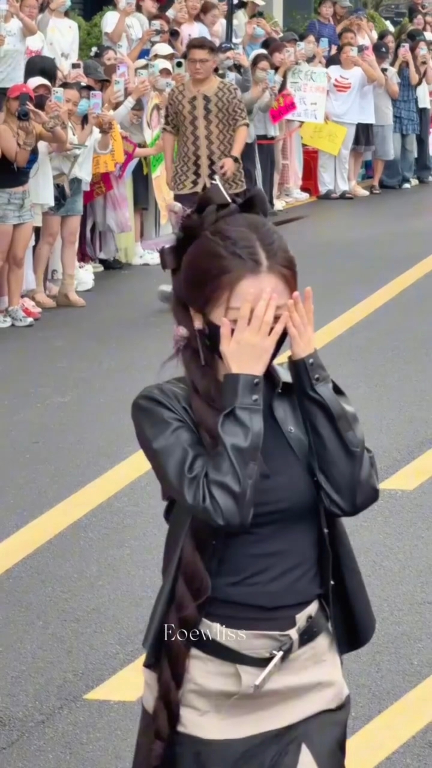 我在这个live出不来了太萌了 害羞小宝虞书欣何盼