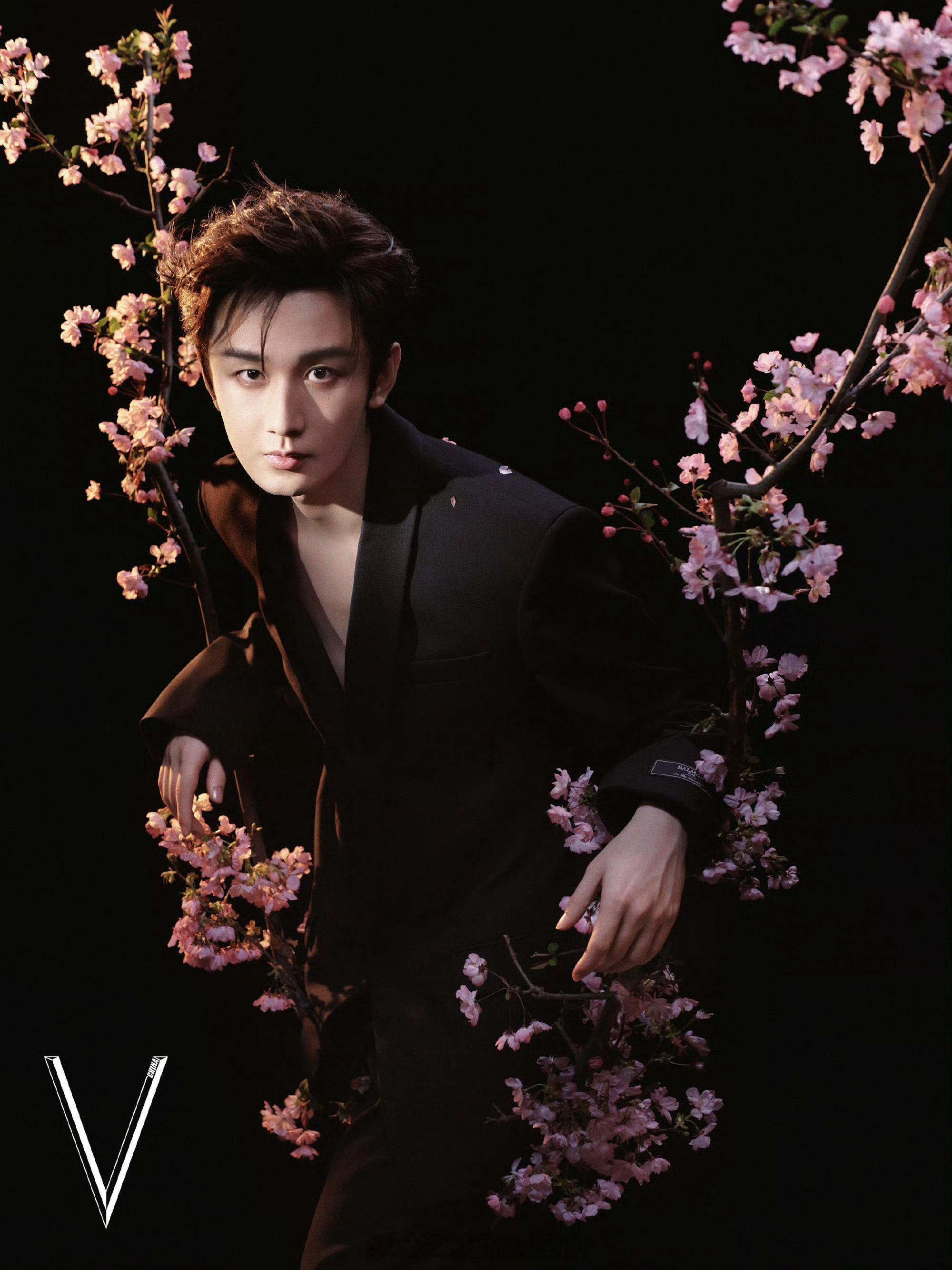 MOK_MorningCall V中文版 五月刊「演员这个职业最吸引人的地方，就