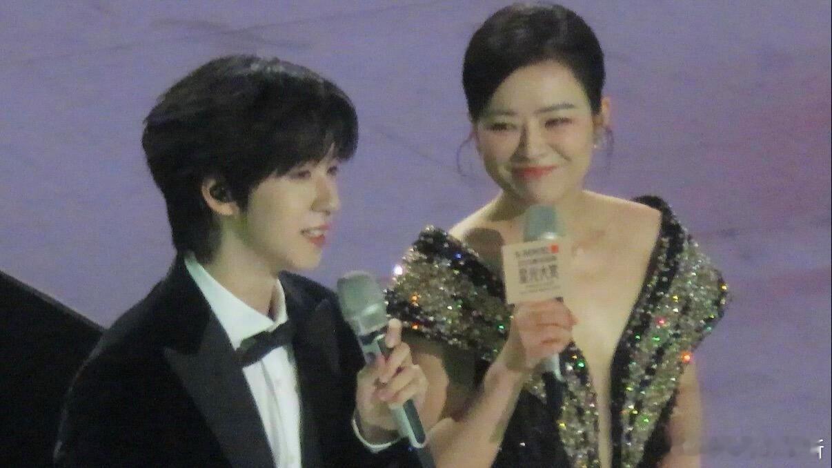 陈辰这也是你想对贺峻霖说的话吧 一句“在创造中去理解人生”点醒多少人！陈辰不仅凭