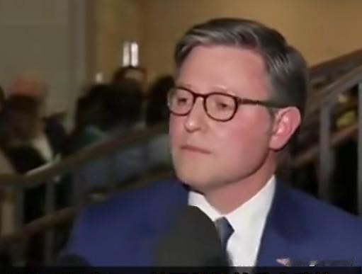 🔻美国议长迈克·约翰逊：“这不是政权更迭。这是要求某一政权改变其行为……我们自