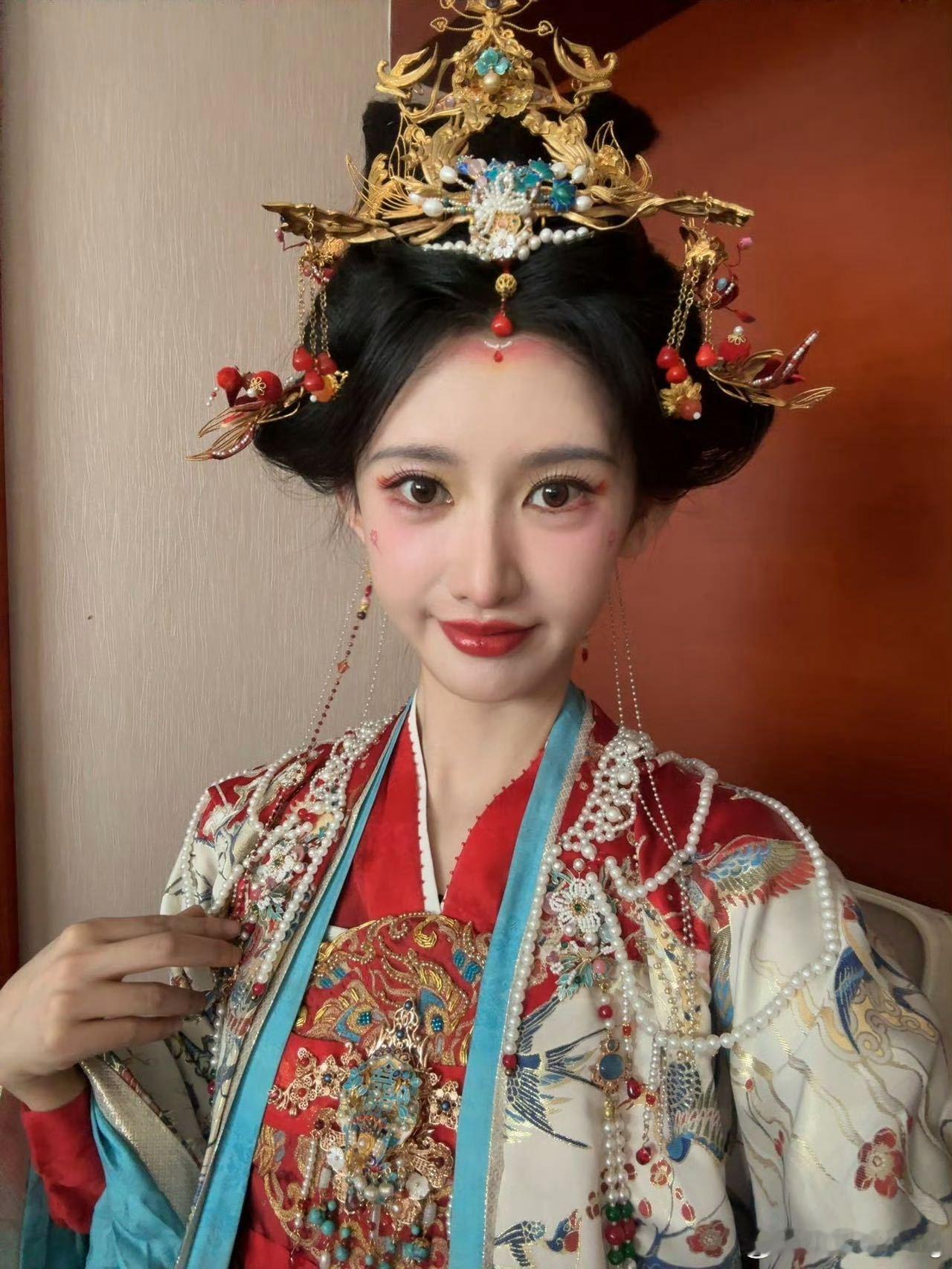 李奕臻说肯定和否定都接受 超级真诚的姐姐，也太努力听粉丝的观众的建议，姐姐真的好