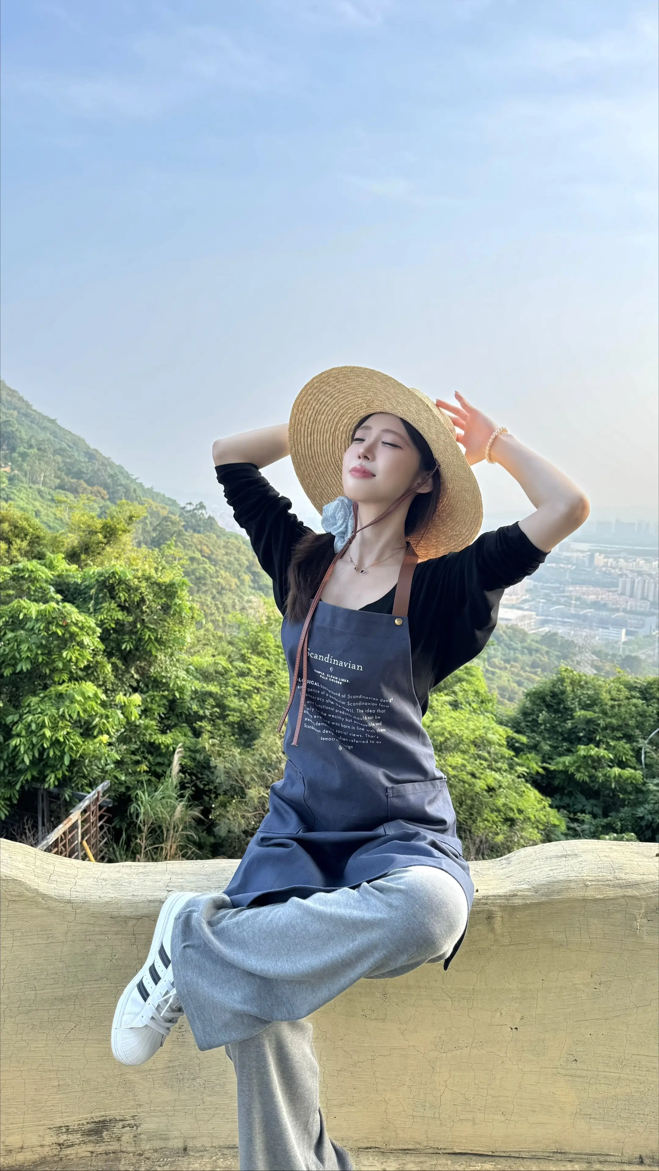 你知道天空有多蓝。