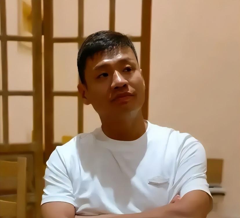 沛县大网红二哥进去了，为啥还有这么多人念他的好？
原因其实很简单，二哥进去之后，