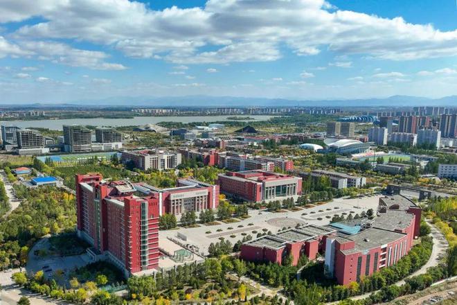 #大同大学拟解聘10名长期旷工教师#【山西大同大学：10名大学教师长期脱岗旷工，