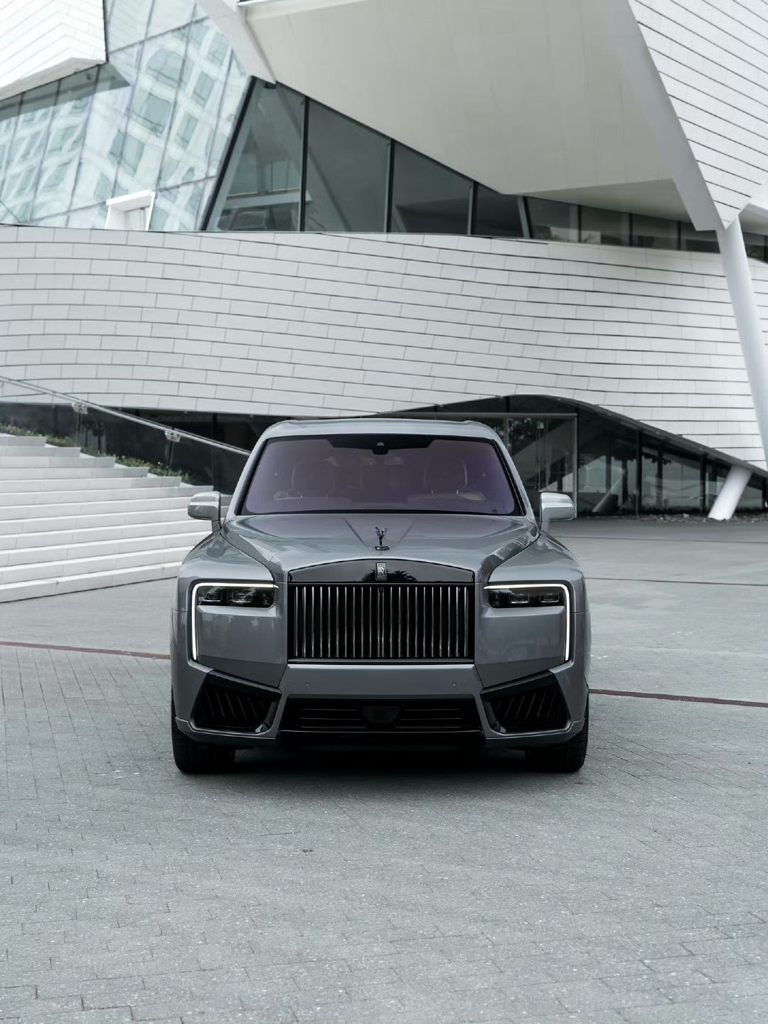 劳斯莱斯 Black Badge Cullinan Series II ​​​