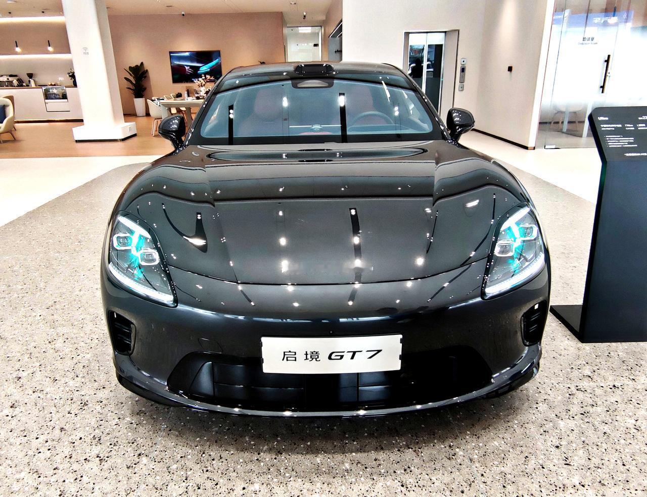 优雅豪华《启境GT7》猎装车       
   全新启境GT7惊艳上市，定位纯