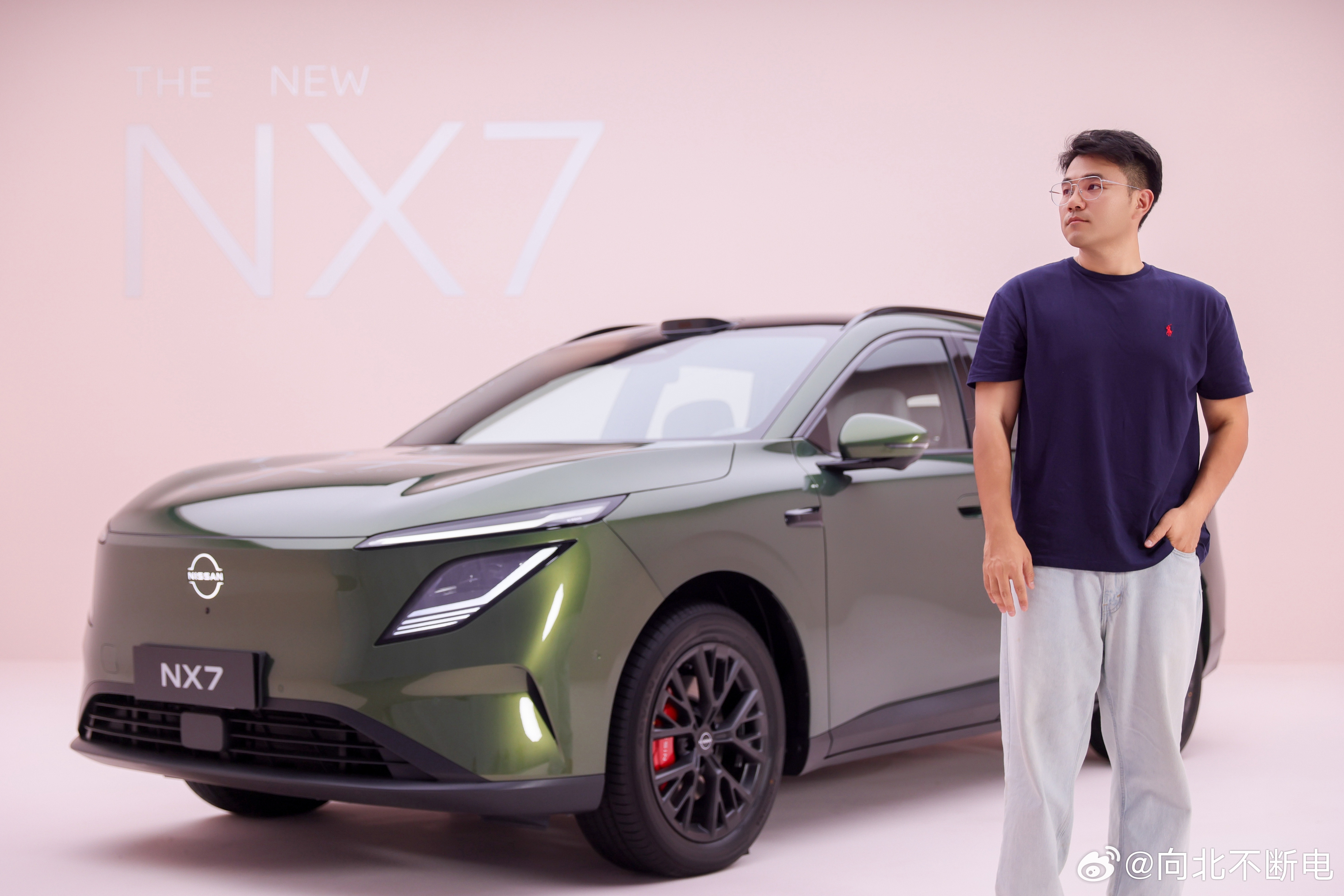 前两天去拍了日产 NX7，据说今天可以解锁外观了。说实话，之前合资新能源的口碑不