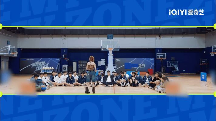 吴宣仪用张艺兴的歌freestyle  哈哈，张云龙这选歌太绝了，宣仪用张艺兴的