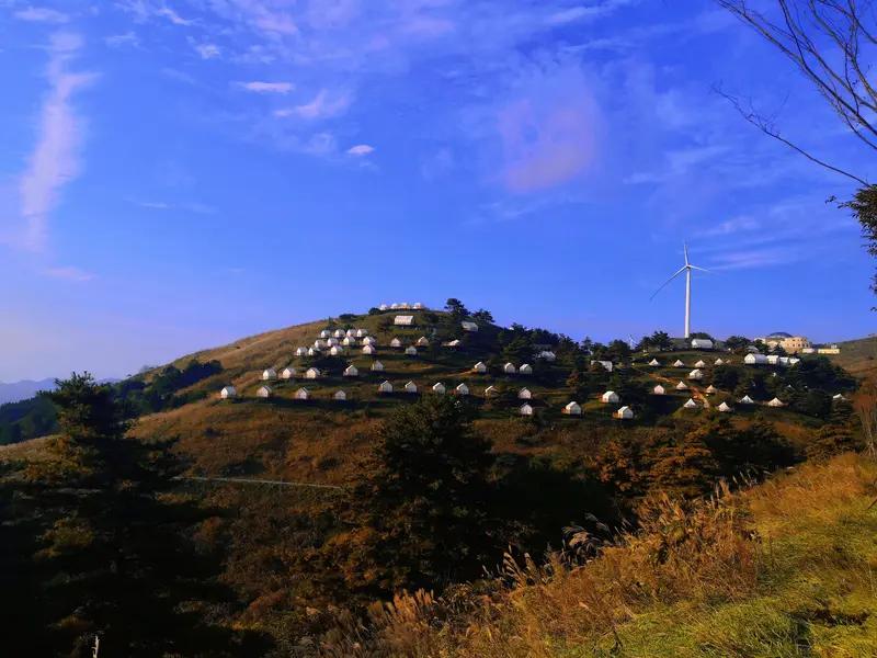 宜昌百里荒又有新玩法，不再只是“山楂树之恋”+高山草甸！
长期以来，在人们心目中
