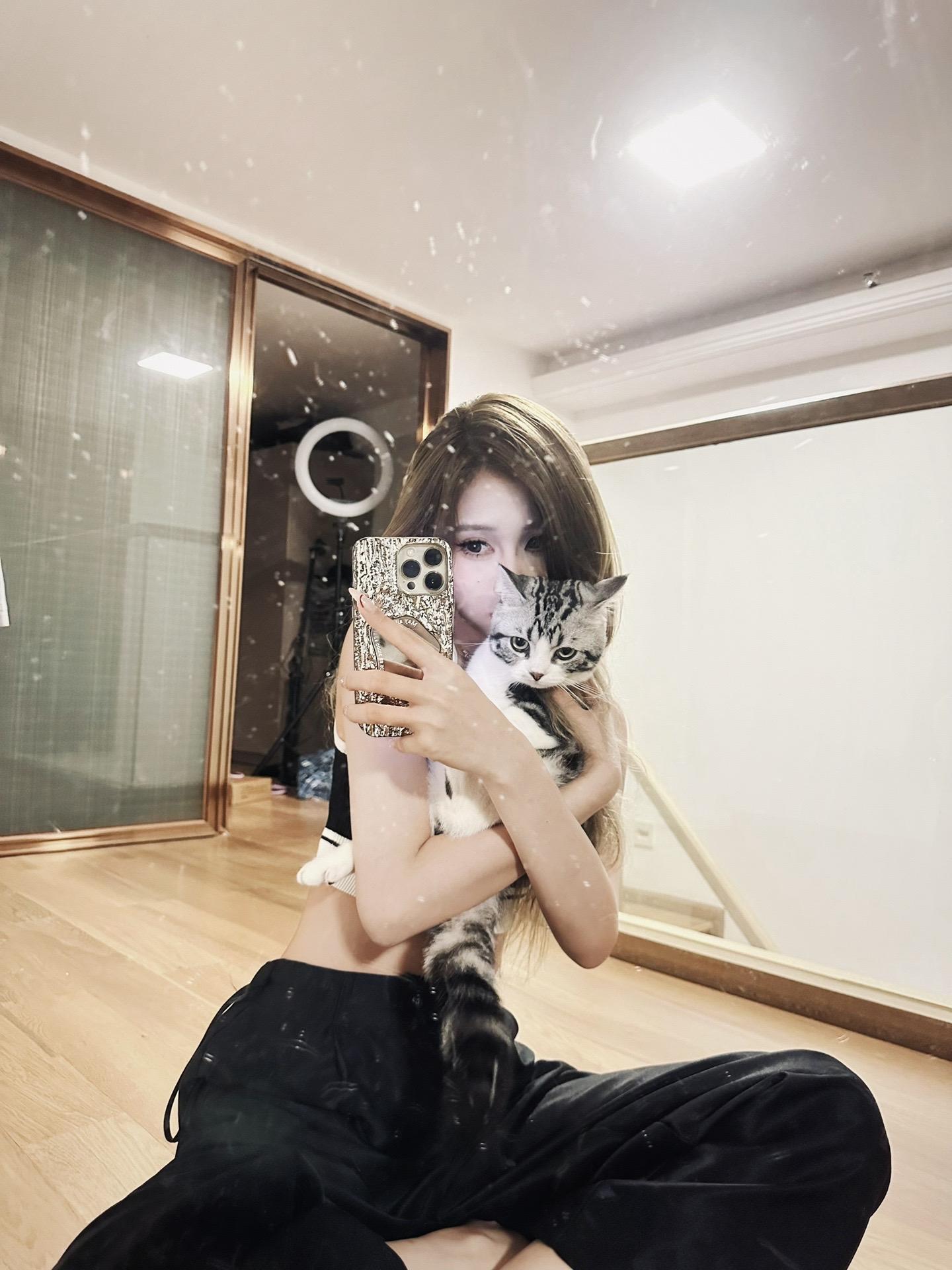 是不是害羞了呀～