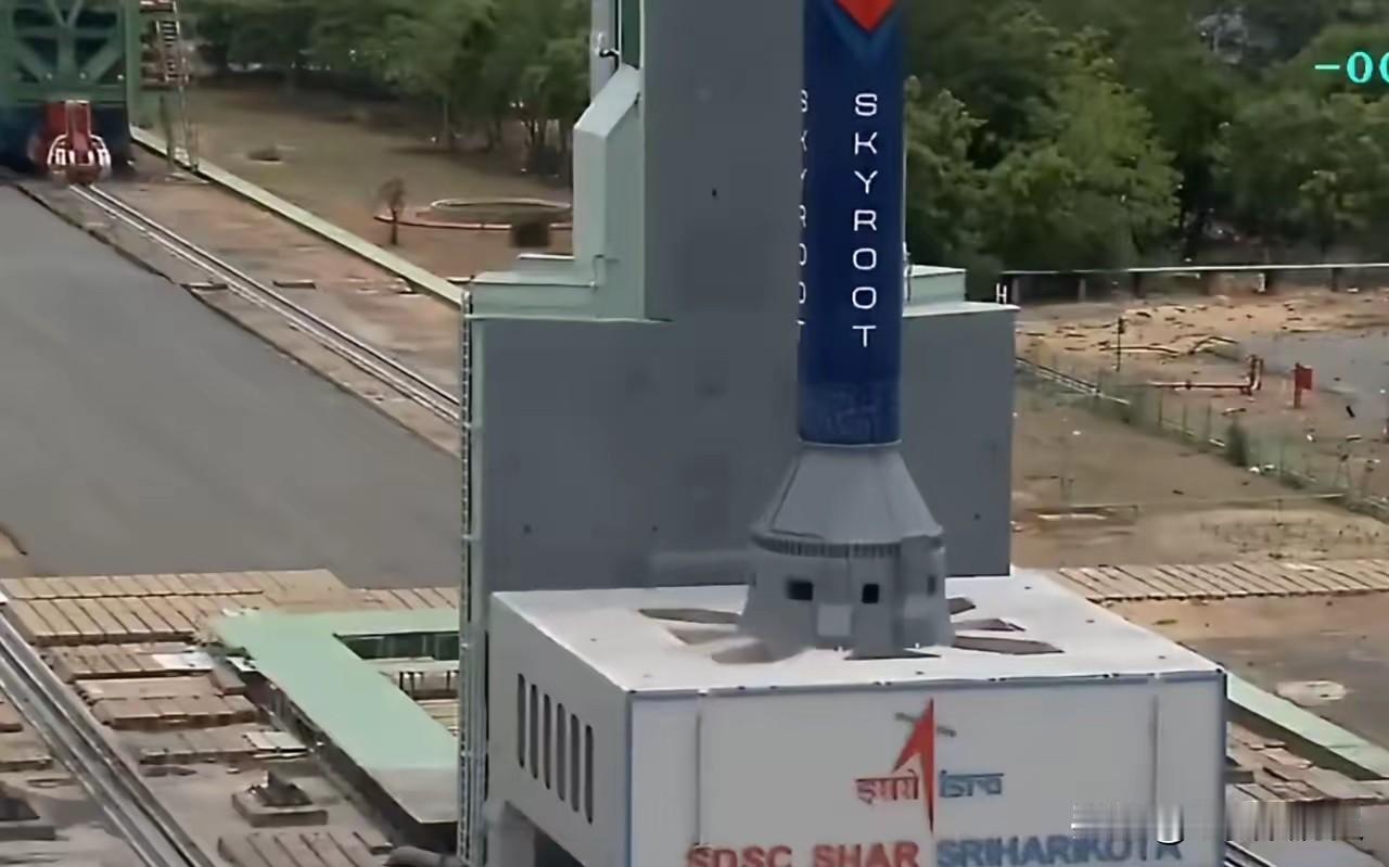 内容：7月18号，继美中之后，印度也成功了！此举令中方刮目相看。
当天，印度航天
