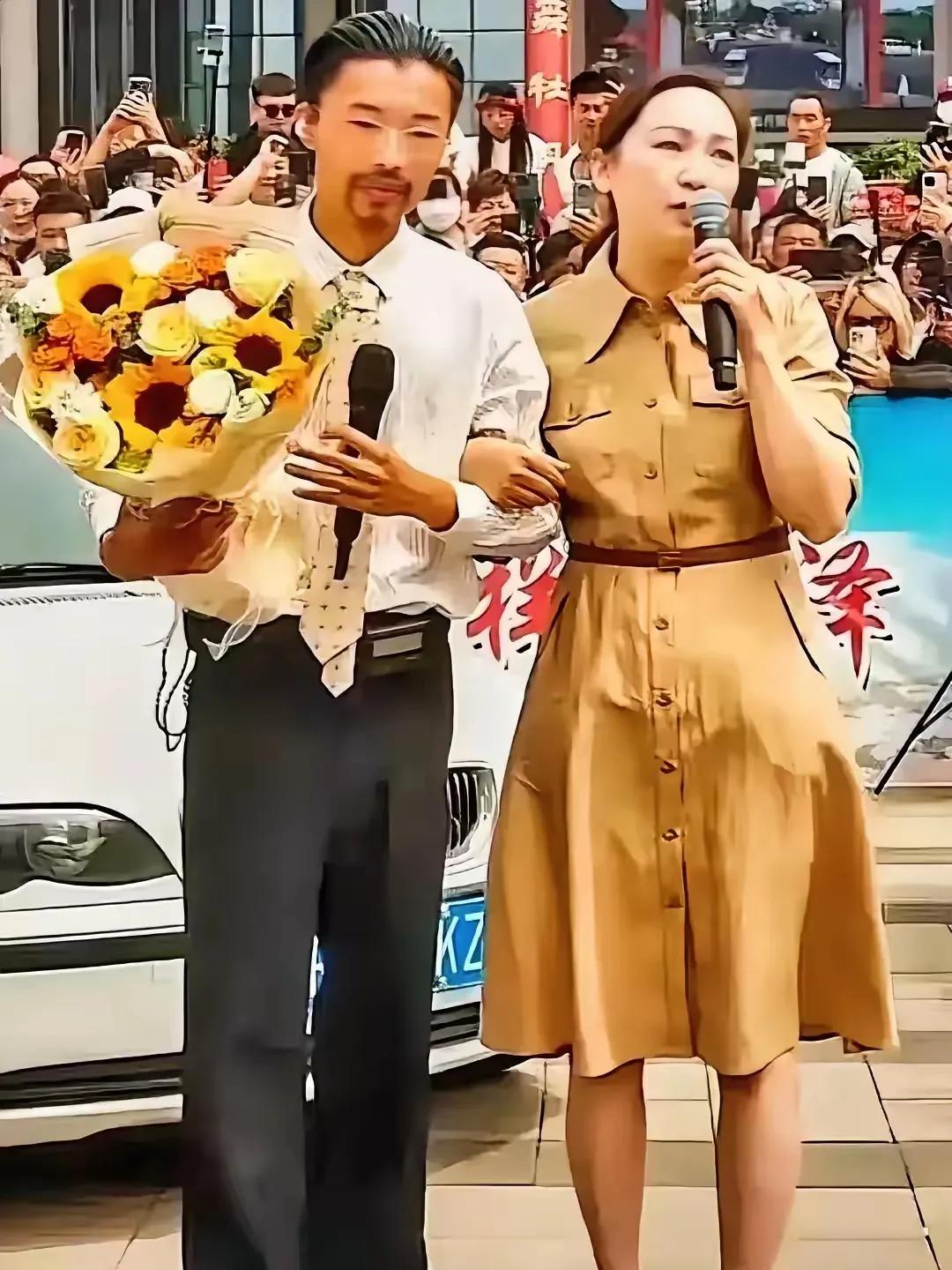 郭有才在2024年的上半年，应该算是流量之王了，一个人带火了一座城，菏泽因他而火