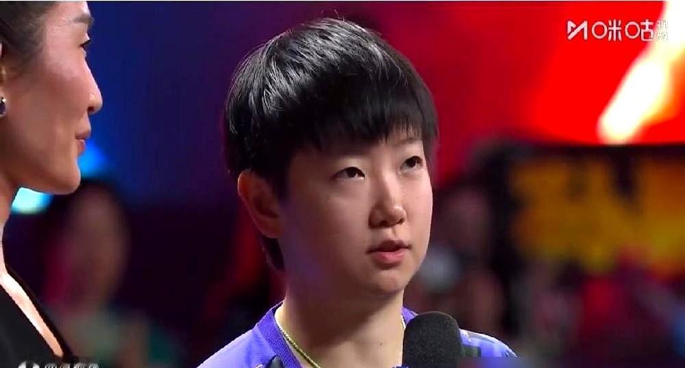 11比4的碾压局，孙颖莎居然把最狠的正手拧拉藏起来了。
决胜局眼看要收下比赛，她