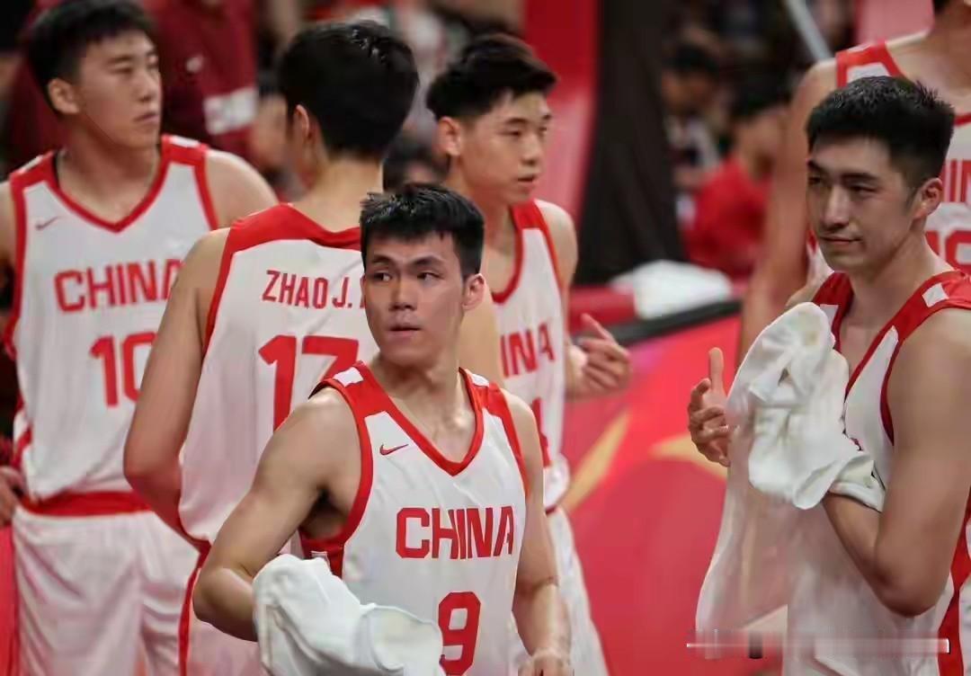 “中国男篮力克中国台北”，背水一战，最终拿下比赛。
看到这样的标题信息，邻居老张