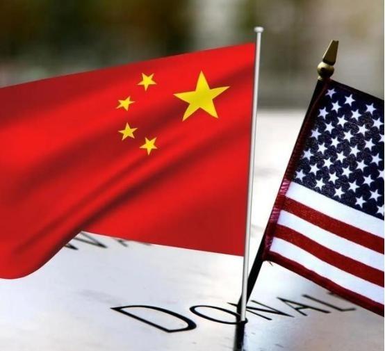 有德国网友说世界上有两个骗子国家，一个是美国，一个是中国。美国称自己是世界上最强