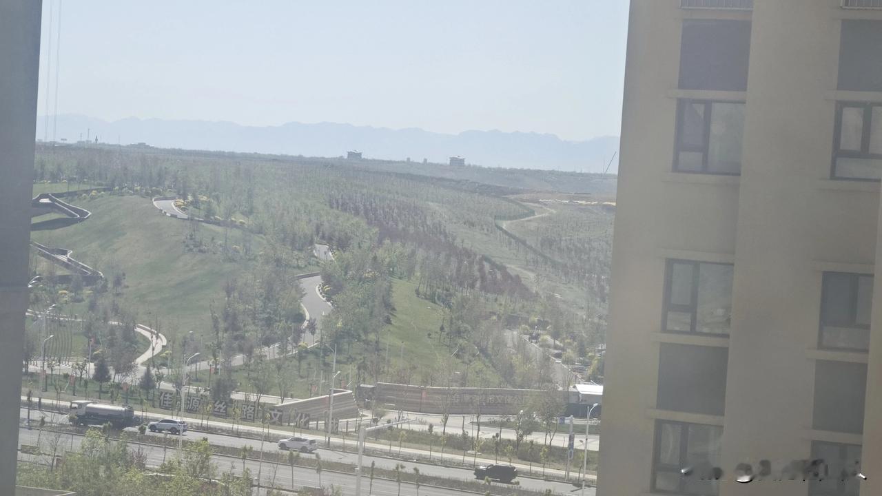 佳源丝路文化公园至今未对外开放，这么好的公园，迟迟因为局部安全隐患设施问题未对外